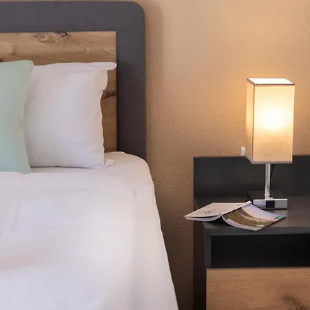 Blue Sky Flat, Apartment, 73qm, Bis 6 Personen, Neubau Sued-balkon Mit Lounge-moebeln, Schwarzwald-plus Inkl 80 Gratis-attraktionen Taeglich