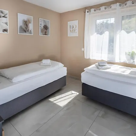 Lejlighed Blue Sky Flat, Apartment, 73qm, Bis 6 Personen, Neubau Sued-balkon Mit Lounge-moebeln, Schwarzwald-plus Inkl 80 Gratis-attraktionen Taeglich Baiersbronn