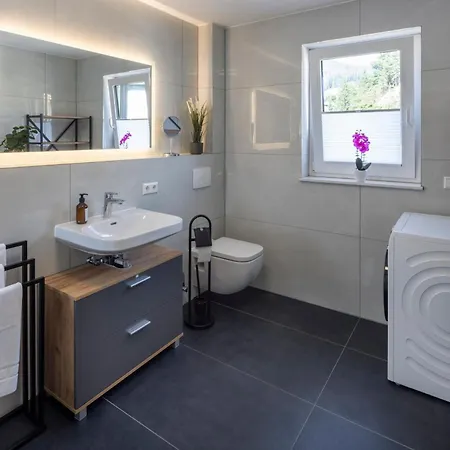 Lejlighed Blue Sky Flat, Apartment, 73qm, Bis 6 Personen, Neubau Sued-balkon Mit Lounge-moebeln, Schwarzwald-plus Inkl 80 Gratis-attraktionen Taeglich