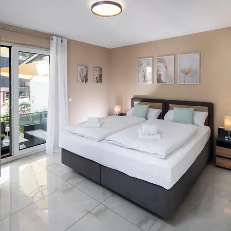 Lejlighed Blue Sky Flat, Apartment, 73qm, Bis 6 Personen, Neubau Sued-balkon Mit Lounge-moebeln, Schwarzwald-plus Inkl 80 Gratis-attraktionen Taeglich Baiersbronn