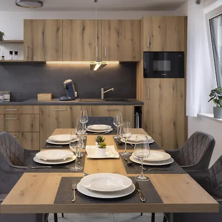 Blue Sky Flat, Apartment, 73qm, Bis 6 Personen, Neubau Sued-balkon Mit Lounge-moebeln, Schwarzwald-plus Inkl 80 Gratis-attraktionen Taeglich