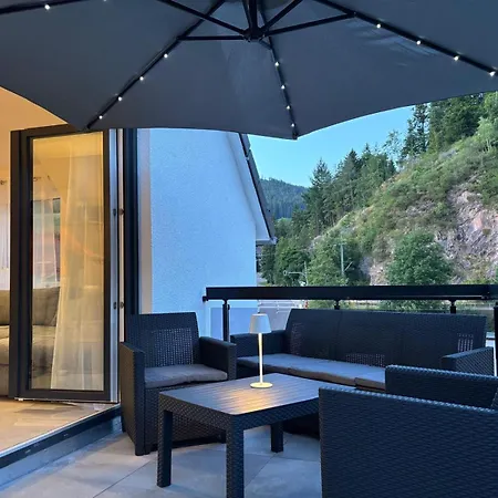 Lejlighed Blue Sky Flat, Apartment, 73qm, Bis 6 Personen, Neubau Sued-balkon Mit Lounge-moebeln, Schwarzwald-plus Inkl 80 Gratis-attraktionen Taeglich Baiersbronn