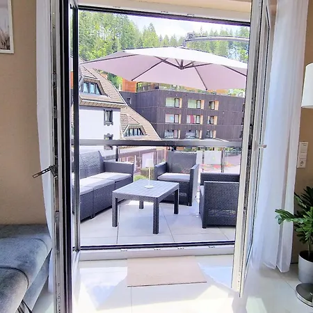 Blue Sky Flat, Apartment, 73qm, Bis 6 Personen, Neubau Sued-balkon Mit Lounge-moebeln, Schwarzwald-plus Inkl 80 Gratis-attraktionen Taeglich Lejlighed *