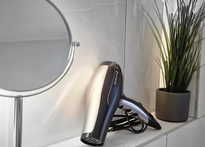 Blue Sky Flat, Apartment, 73qm, Bis 6 Personen, Neubau Sued-balkon Mit Lounge-moebeln, Schwarzwald-plus Inkl 80 Gratis-attraktionen Taeglich Байрсброн