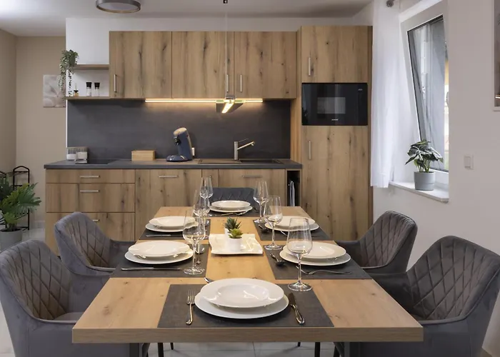 Blue Sky Flat, Apartment, 73qm, Bis 6 Personen, Neubau Sued-balkon Mit Lounge-moebeln, Schwarzwald-plus Inkl 80 Gratis-attraktionen Taeglich